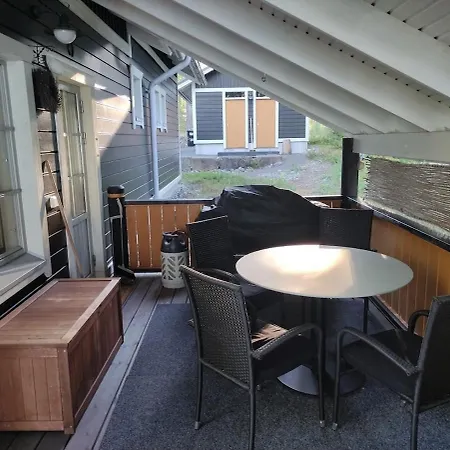 Koliwood A * Kolinkylä